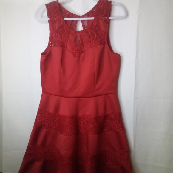 Three Pink Hearts Trixxi Dress Women XL Sleeveless Lace Detail Party Holiday Red - Picture 2 of 16